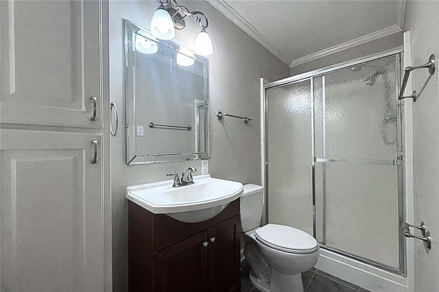 106 WOODCREEK Loop, Pineville, LA 71360