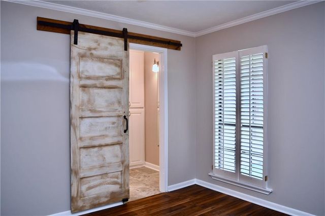 106 WOODCREEK Loop, Pineville, LA 71360