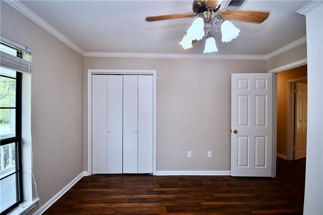 106 WOODCREEK Loop, Pineville, LA 71360