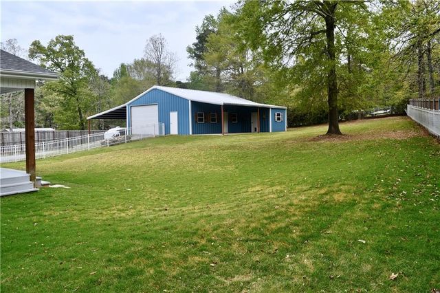 106 WOODCREEK Loop, Pineville, LA 71360