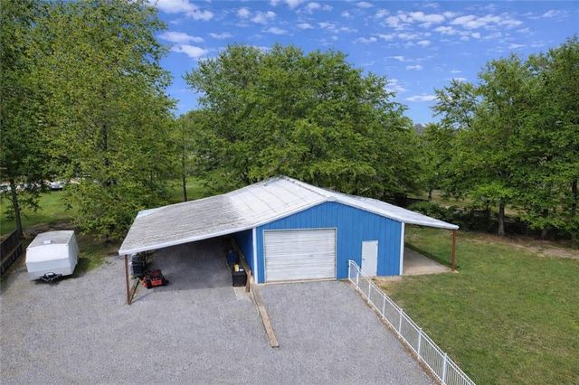 106 WOODCREEK Loop, Pineville, LA 71360