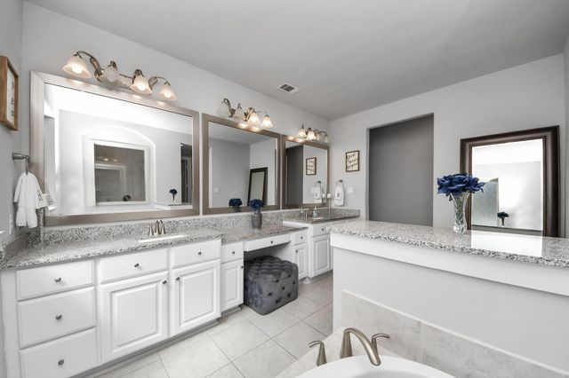 10127 Blythe Street, Rosharon, TX 77583