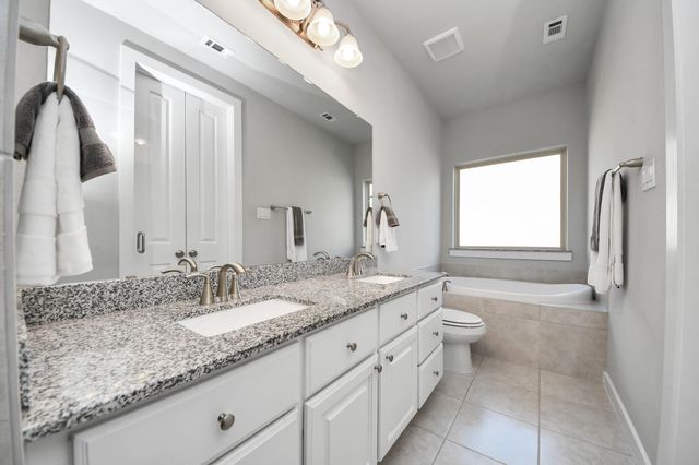 10127 Blythe Street, Rosharon, TX 77583