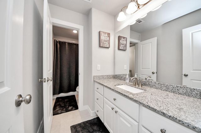 10127 Blythe Street, Rosharon, TX 77583