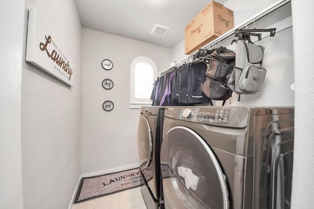 10127 Blythe Street, Rosharon, TX 77583