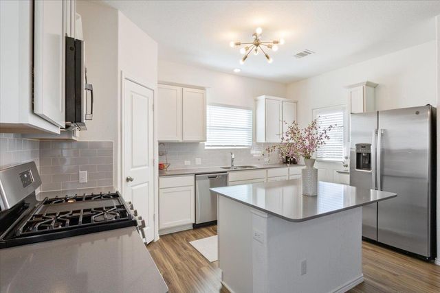 301 Majestic Cedar CT, Liberty Hill, TX 78642