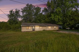 6530 Hollywood Drive, Coloma, MI 49038