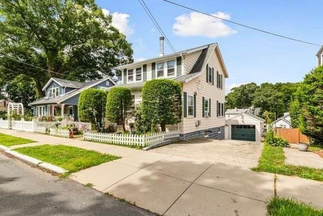 42 Piedmont St, Lynn, MA 01904