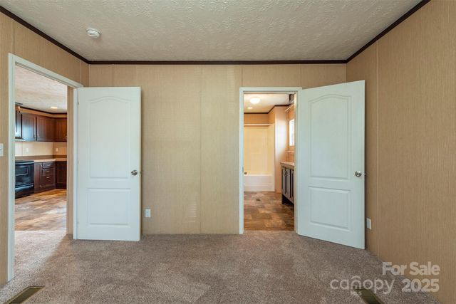 332 Richmond Avenue, Swannanoa, NC 28778