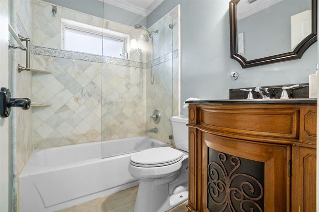 1427 Seagrape Circle, Weston, FL 33326