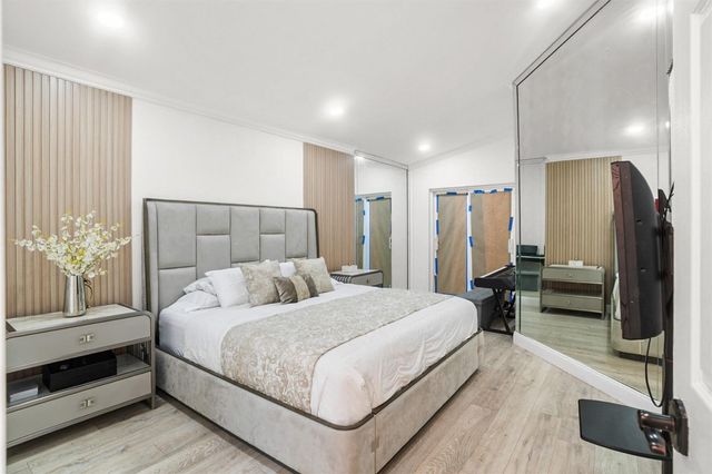 1427 Seagrape Circle, Weston, FL 33326