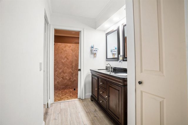 1427 Seagrape Circle, Weston, FL 33326