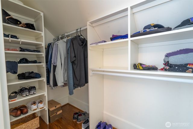 2218 E McGraw Street, Seattle, WA 98112