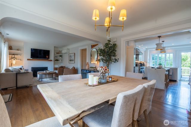 2218 E McGraw Street, Seattle, WA 98112