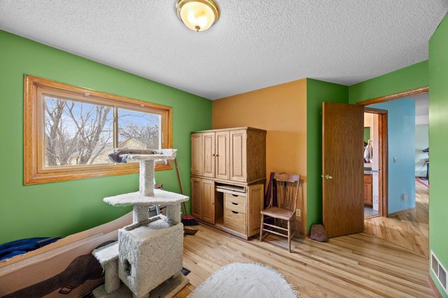 8407 Norway Street NW, Coon Rapids, MN 55433