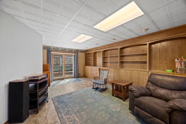 8407 Norway Street NW, Coon Rapids, MN 55433