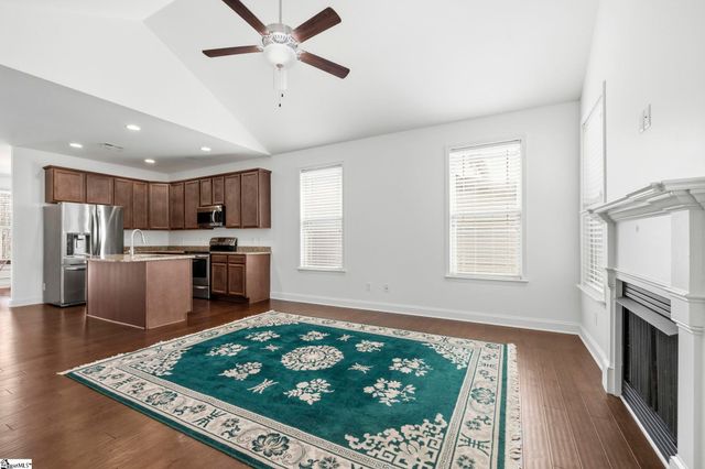 120 Bur Oak Drive, Taylors, SC 29687