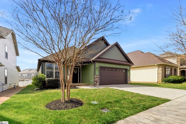 120 Bur Oak Drive, Taylors, SC 29687