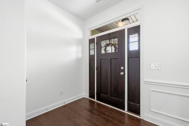 120 Bur Oak Drive, Taylors, SC 29687