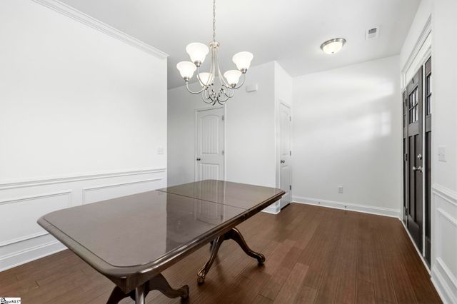 120 Bur Oak Drive, Taylors, SC 29687