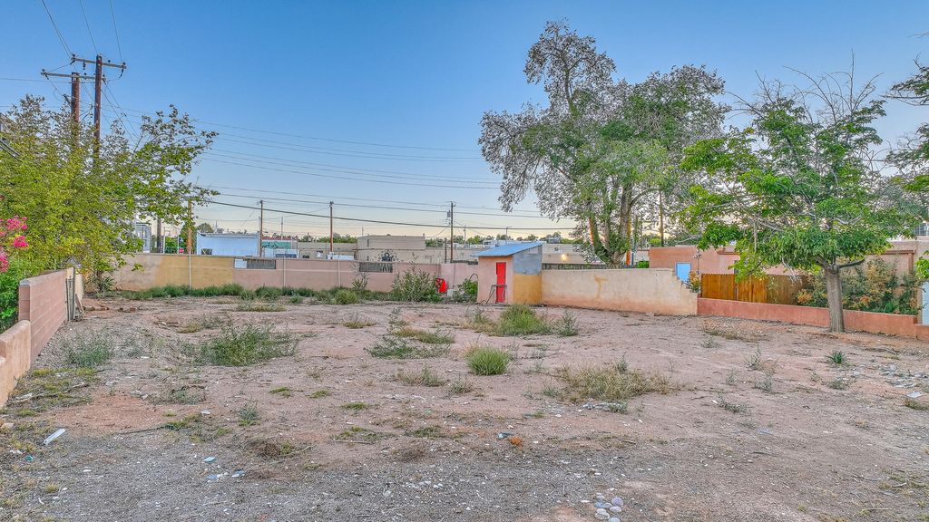 4100 RIDGELEY Avenue NE, Albuquerque, NM 87108