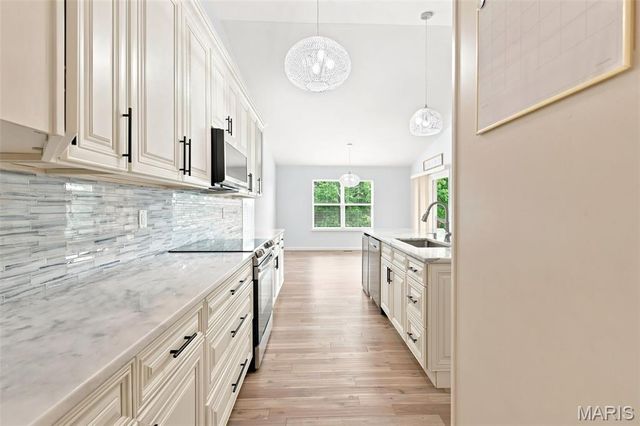 1108 Timber Creek Lane, Imperial, MO 63052