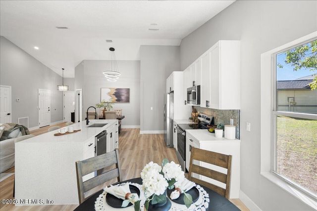 2867 ROCKFORD FALLS Drive N, Jacksonville, FL 32224