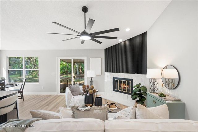 2867 ROCKFORD FALLS Drive N, Jacksonville, FL 32224