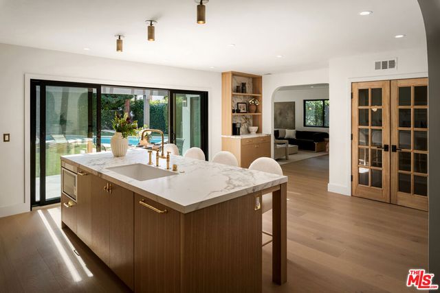 13114 Addison Street, Sherman Oaks, CA 91423