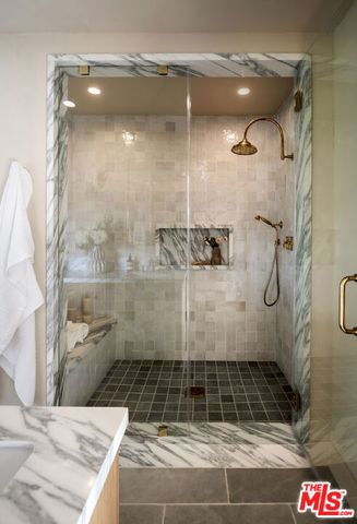 13114 Addison Street, Sherman Oaks, CA 91423