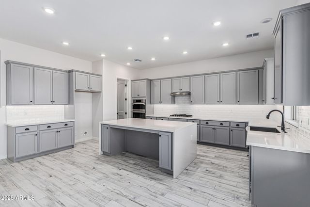 17322 W PUGET Avenue, Waddell, AZ 85355