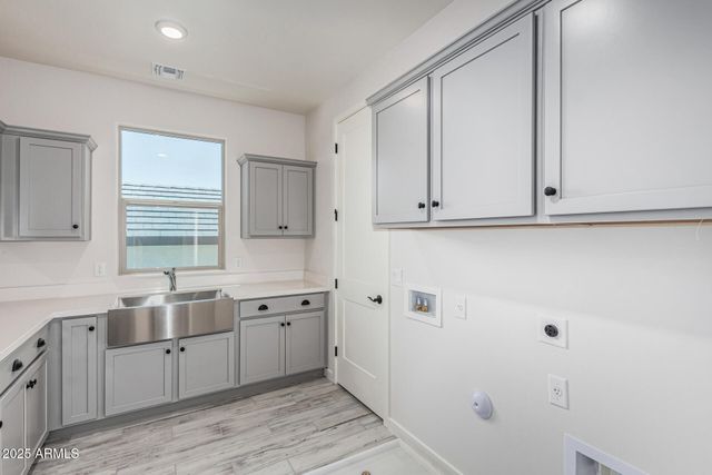 17322 W PUGET Avenue, Waddell, AZ 85355