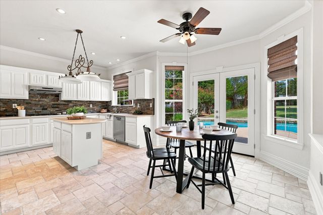 2312 Misty Trail Lane, Flower Mound, TX 75028