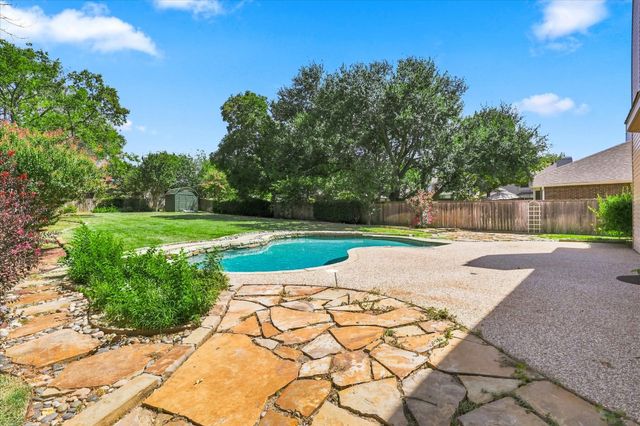 2312 Misty Trail Lane, Flower Mound, TX 75028
