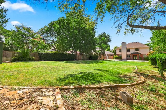 2312 Misty Trail Lane, Flower Mound, TX 75028