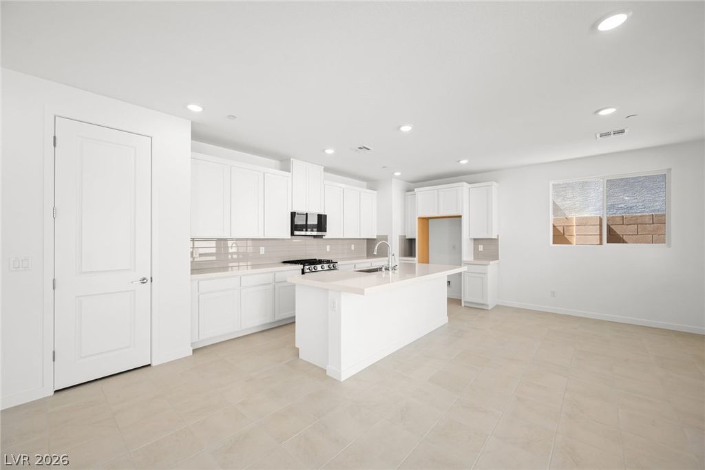 10804 Birch Meadows Avenue, Las Vegas, NV 89166 — photo 5