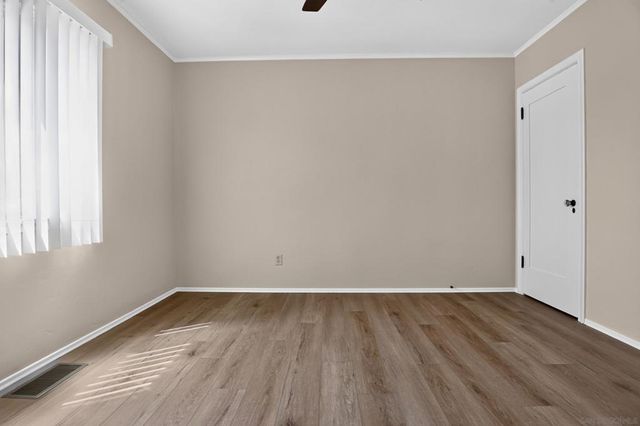 2444 Curlew St, San Diego, CA 92101