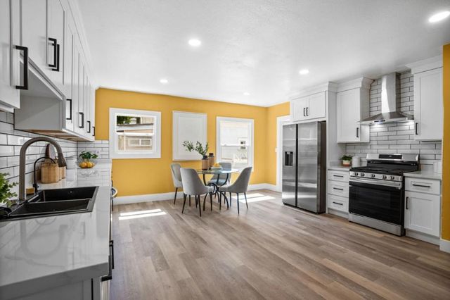 2926 E 22nd Street, Oakland, CA 94601