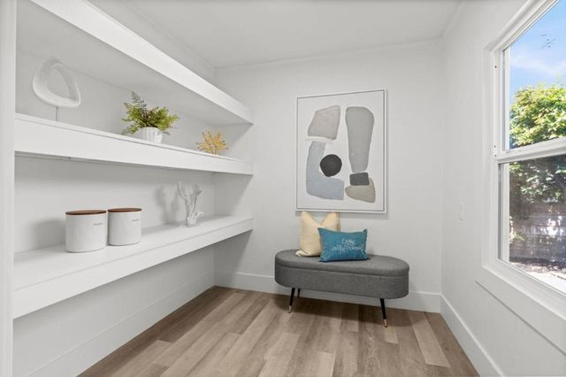 2926 E 22nd Street, Oakland, CA 94601