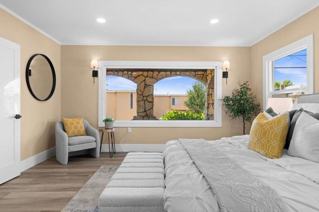 2926 E 22nd Street, Oakland, CA 94601