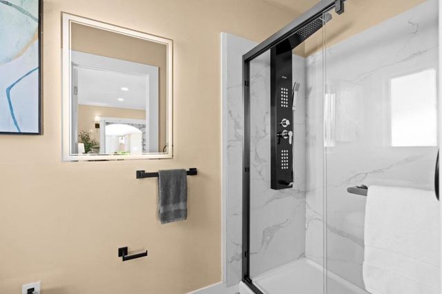 2926 E 22nd Street, Oakland, CA 94601