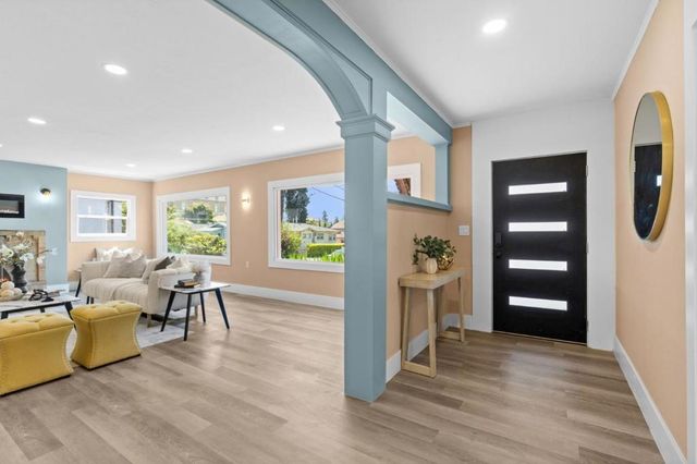 2926 E 22nd Street, Oakland, CA 94601