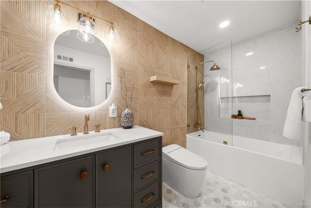 1691 Bullard, Santa Ana, CA 92705