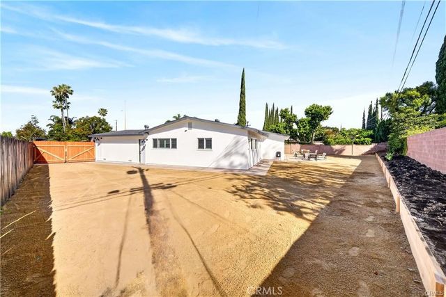 1691 Bullard, Santa Ana, CA 92705