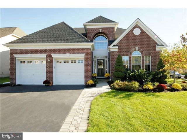 2 PORTOFINO DR, Hamilton, NJ 08691