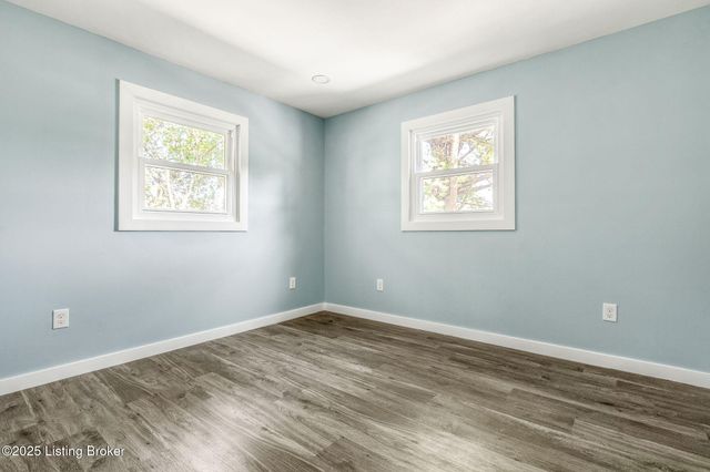 1201 Evelyn Dr, Radcliff, KY 40160