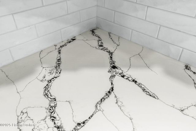 1201 Evelyn Dr, Radcliff, KY 40160