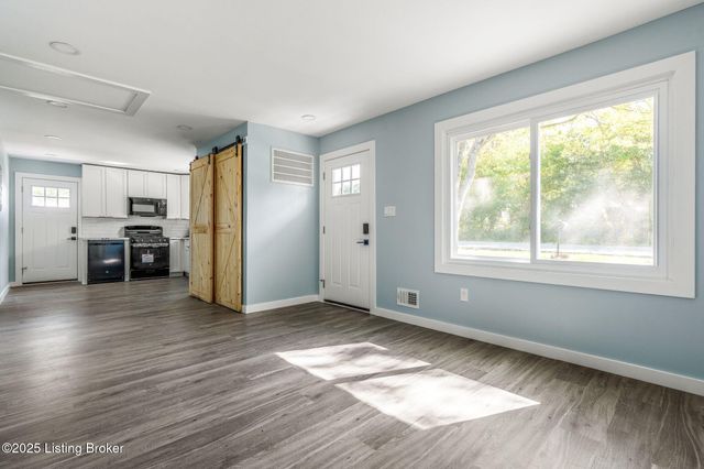 1201 Evelyn Dr, Radcliff, KY 40160