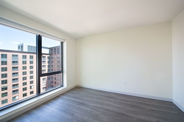 1 Canal St. 804, Boston, MA 02114