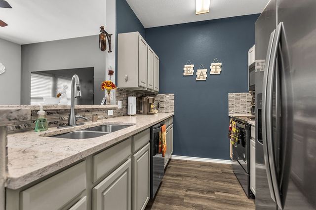 1125 Kathy Lane 8, Lewisville, TX 75067